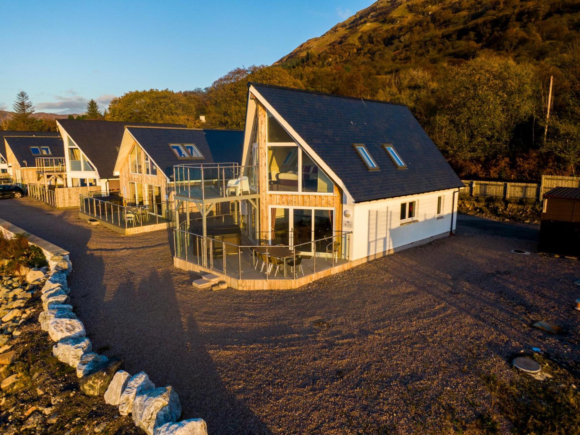 Beach Houses With Hot Tubs Glencoe Exterior foto